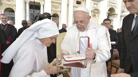 big-pope-Maria Concetta