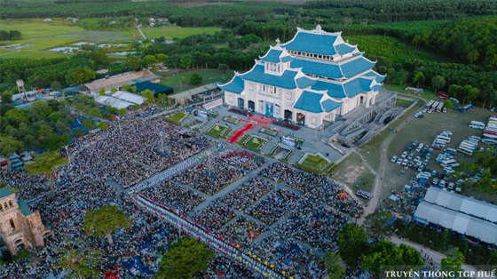 thanh-le-vong-kinh-duc-me-hon-xac-len-troi-2025-tai-la-vang
