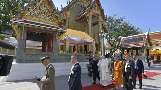 big-pope-thai lan- chua phat giao