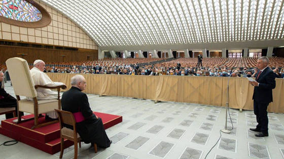 PopeFrancis-Banco-Farmaceutico